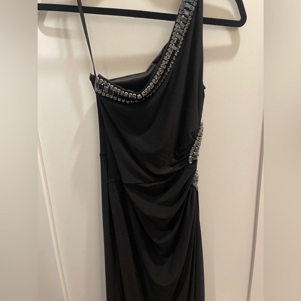Laundry gown  size 0 with embellishment